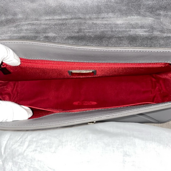 Pre loved grey leather Furla handbag - Picture 10 of 16